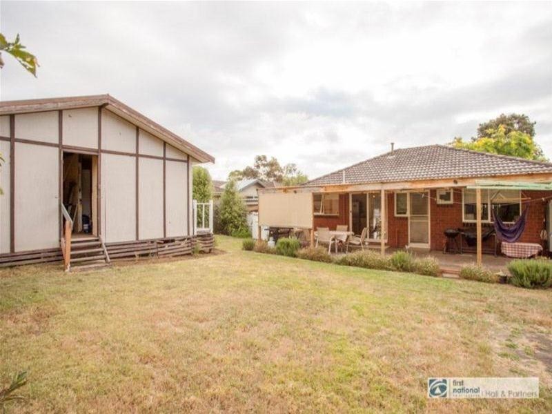 9 Beverly Court, Narre Warren VIC 3805