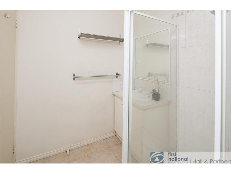 18/36-40 Hennessy Way, Dandenong North VIC 3175