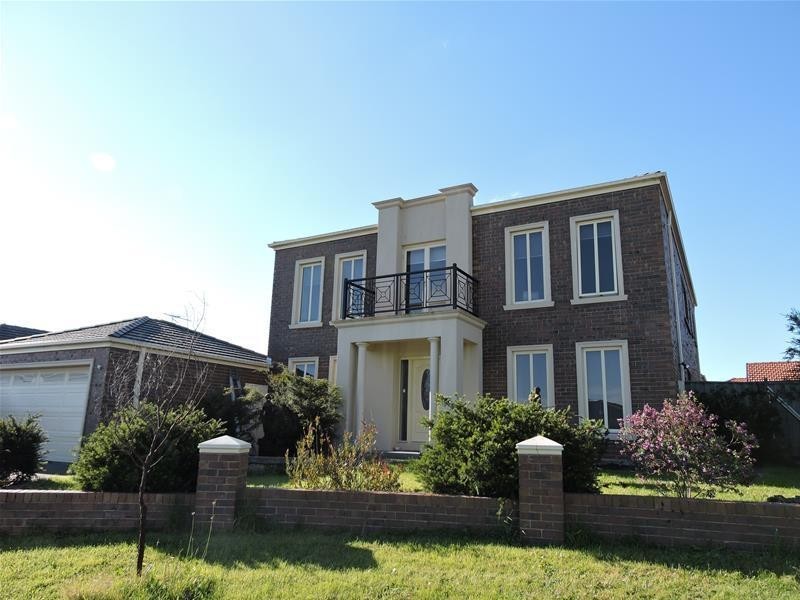 3 Pinecrest Court, Berwick VIC 3806