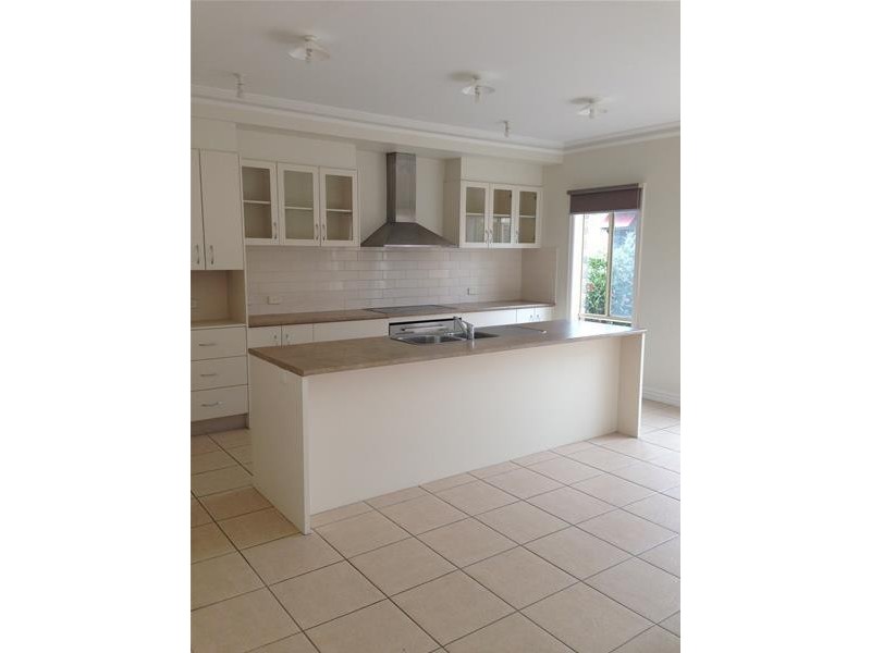 3 Pinecrest Court, Berwick VIC 3806