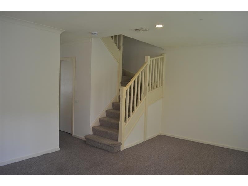 26/52 Shinners Avenue, Berwick VIC 3806