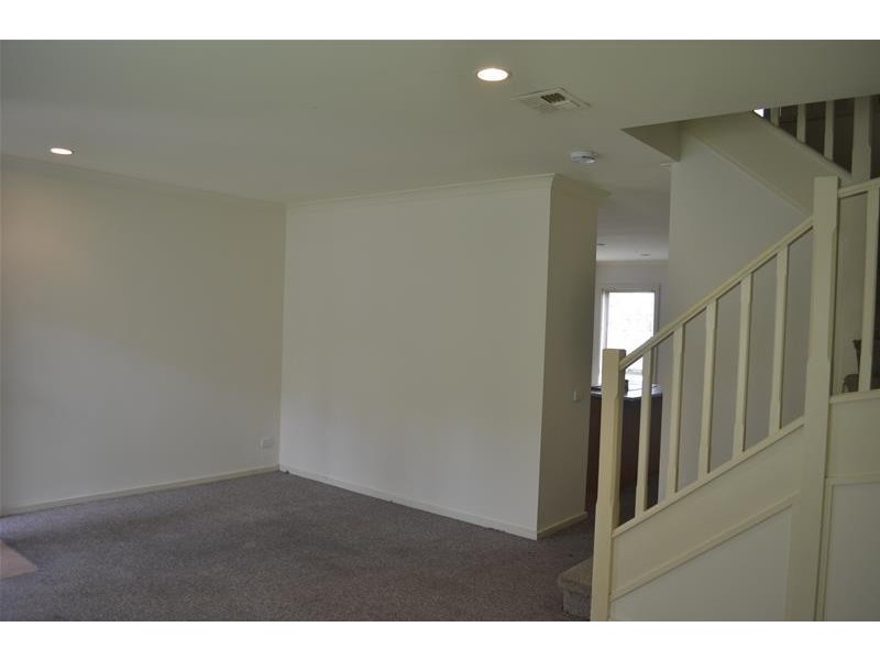 26/52 Shinners Avenue, Berwick VIC 3806