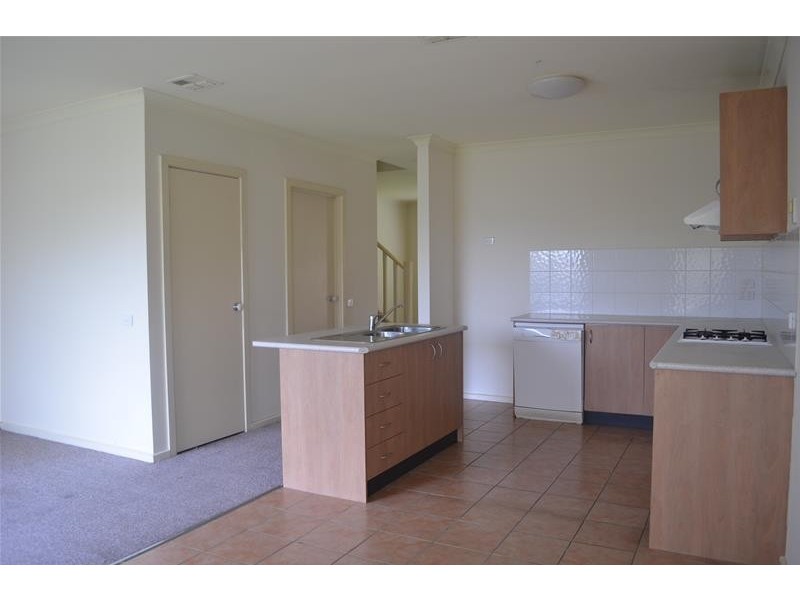 26/52 Shinners Avenue, Berwick VIC 3806