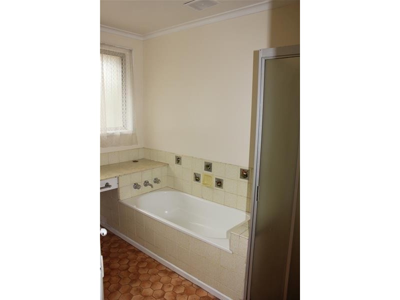 5 Durnstan Court, Wheelers Hill VIC 3150