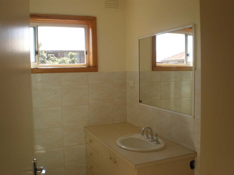 4/5 Close Avenue, Dandenong VIC 3175