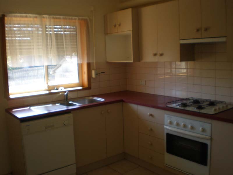 4/5 Close Avenue, Dandenong VIC 3175