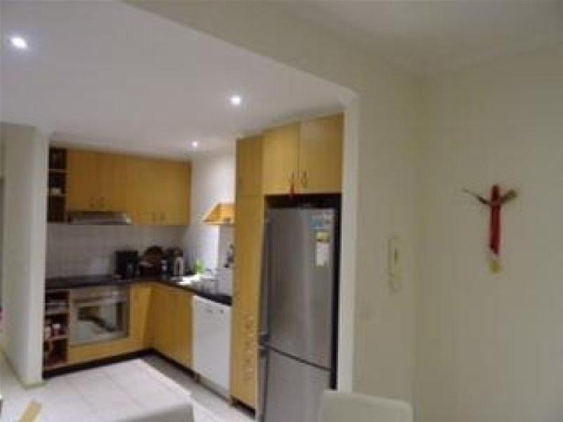 28/1 Eucalyptus Mews, Notting Hill VIC 3168