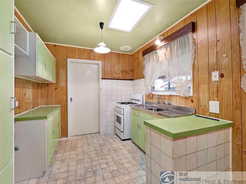 28 Mangana Drive, Mulgrave VIC 3170