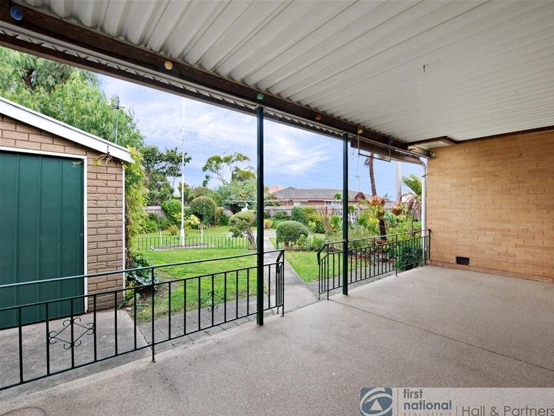 28 Mangana Drive, Mulgrave VIC 3170