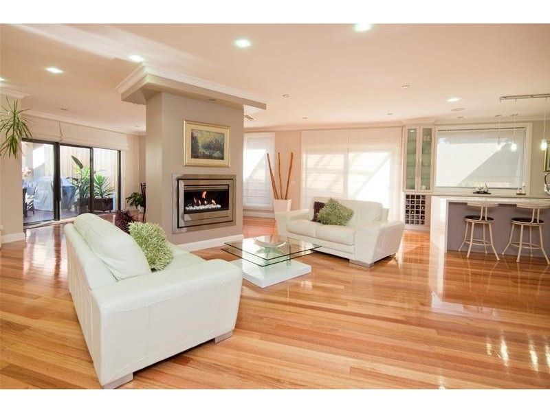 15 Orbison Court, Endeavour Hills VIC 3802