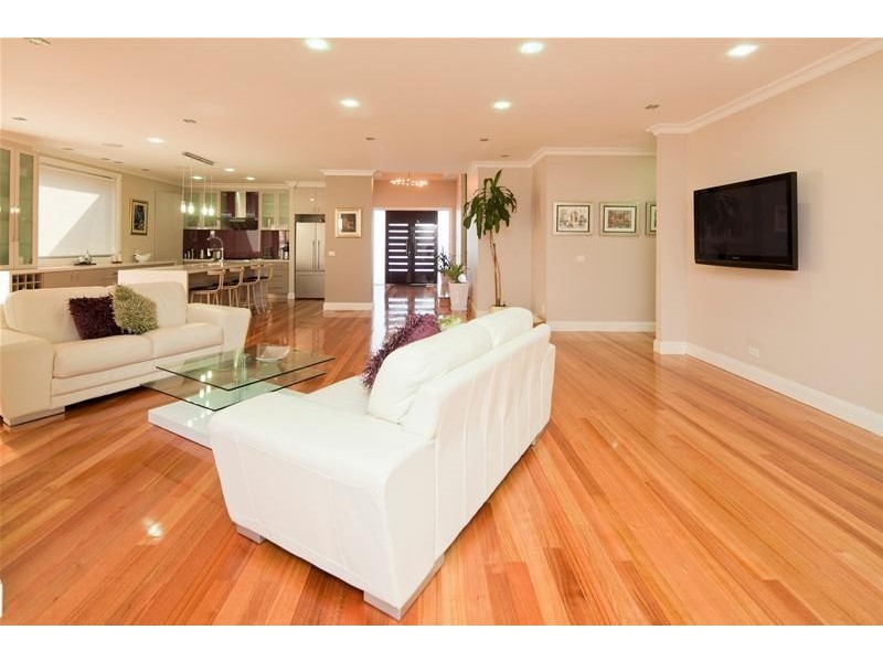 15 Orbison Court, Endeavour Hills VIC 3802