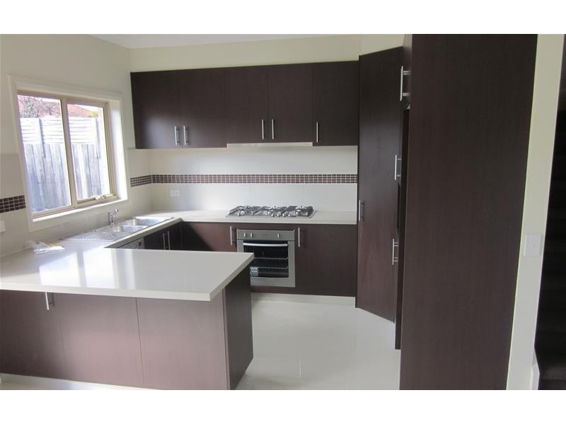 2/8 Bevis Street, Mulgrave VIC 3170