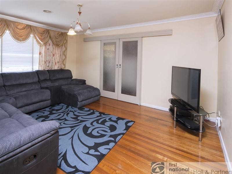 8 Morwell Avenue, Dandenong VIC 3175