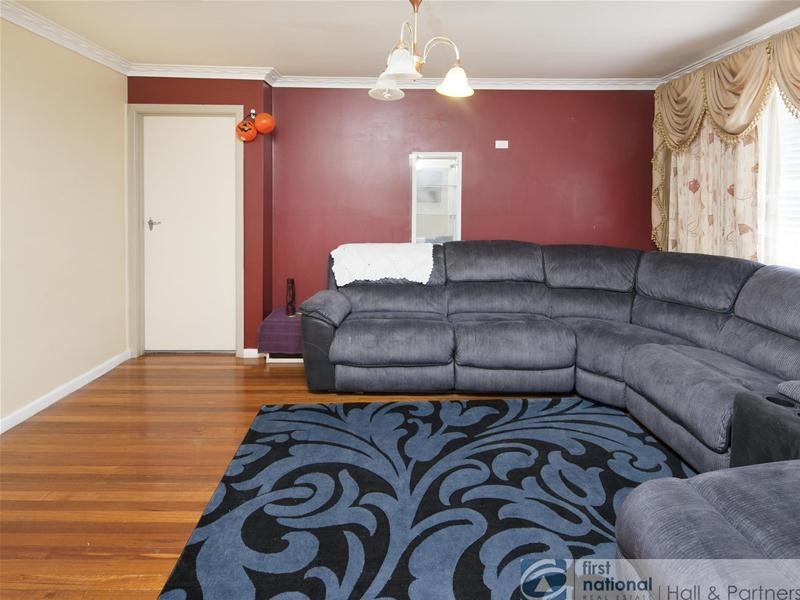 8 Morwell Avenue, Dandenong VIC 3175