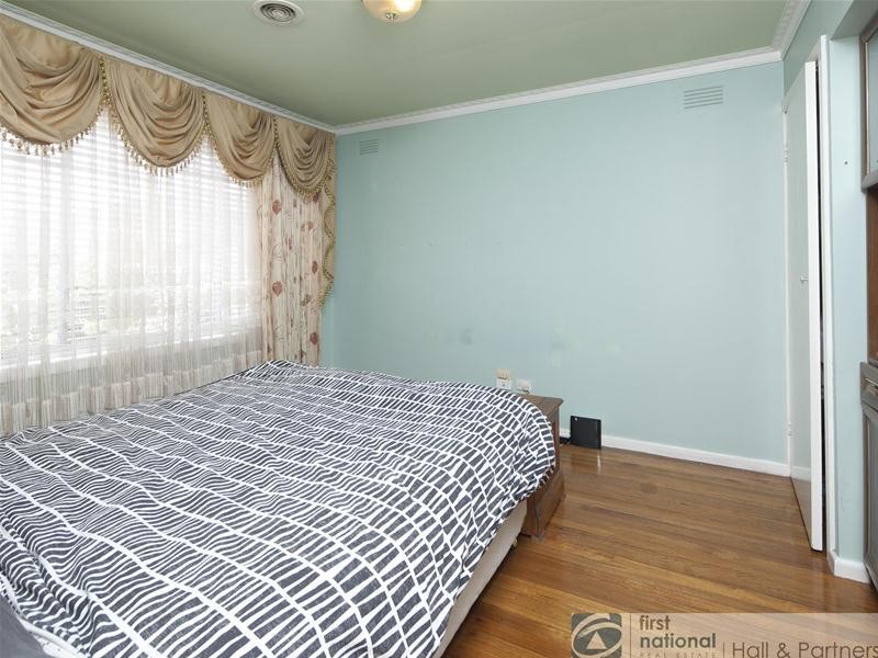 8 Morwell Avenue, Dandenong VIC 3175