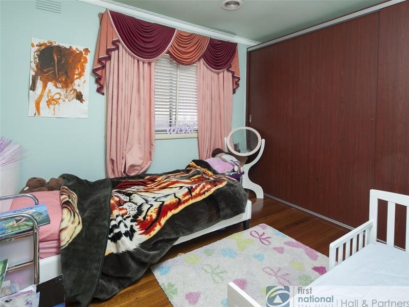 8 Morwell Avenue, Dandenong VIC 3175