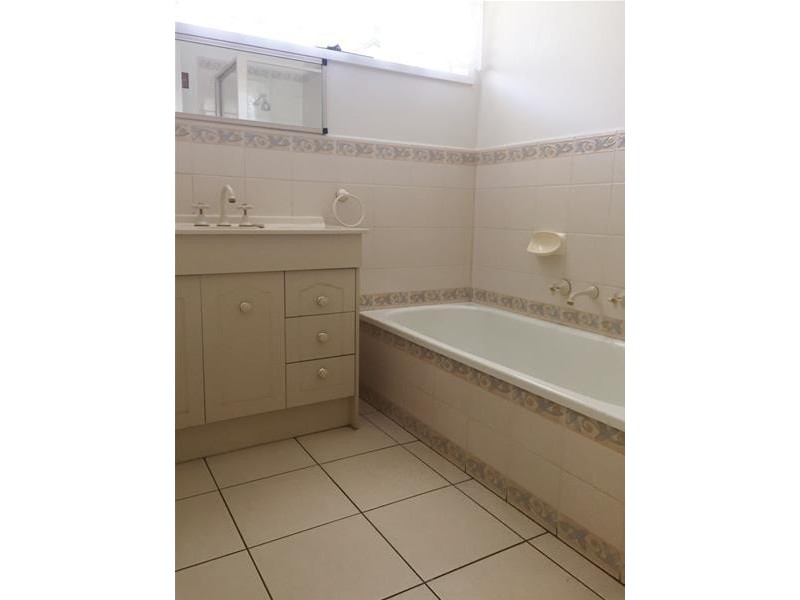 2 Breamlea Court, Dandenong North VIC 3175