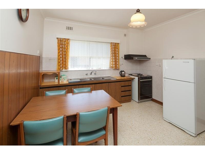 15 Third Street, Clayton South VIC 3169