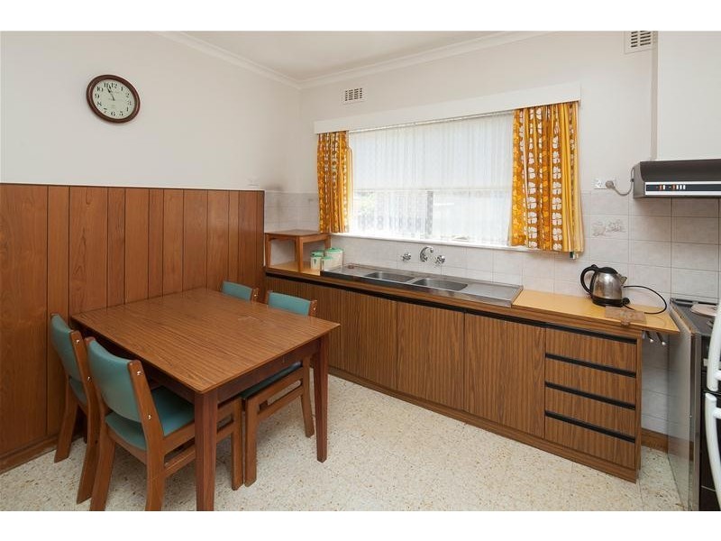 15 Third Street, Clayton South VIC 3169