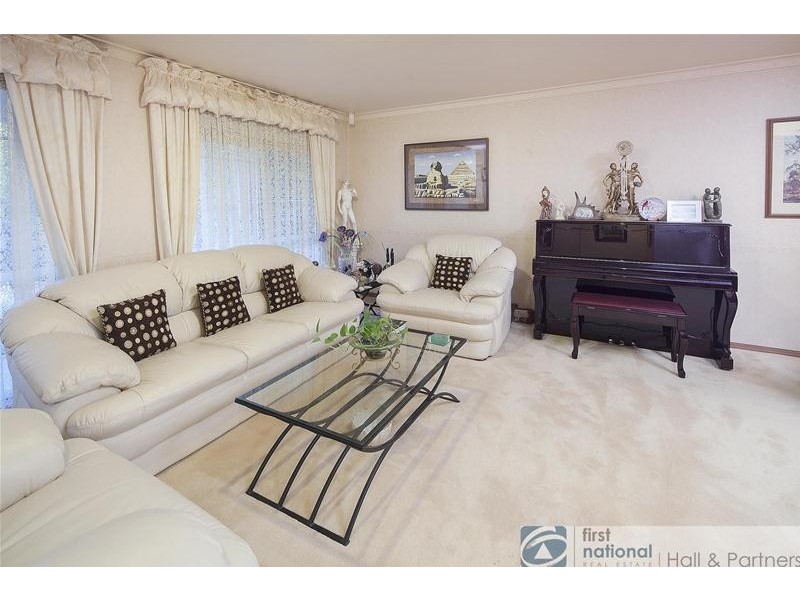 16 Freeman Court, Endeavour Hills VIC 3802