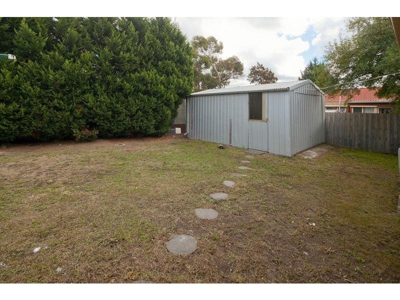 82 James Cook Drive, Endeavour Hills VIC 3802