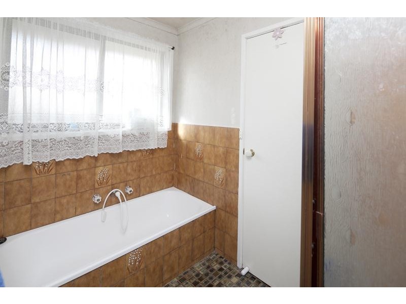 299 Gladstone  Road, Dandenong North VIC 3175