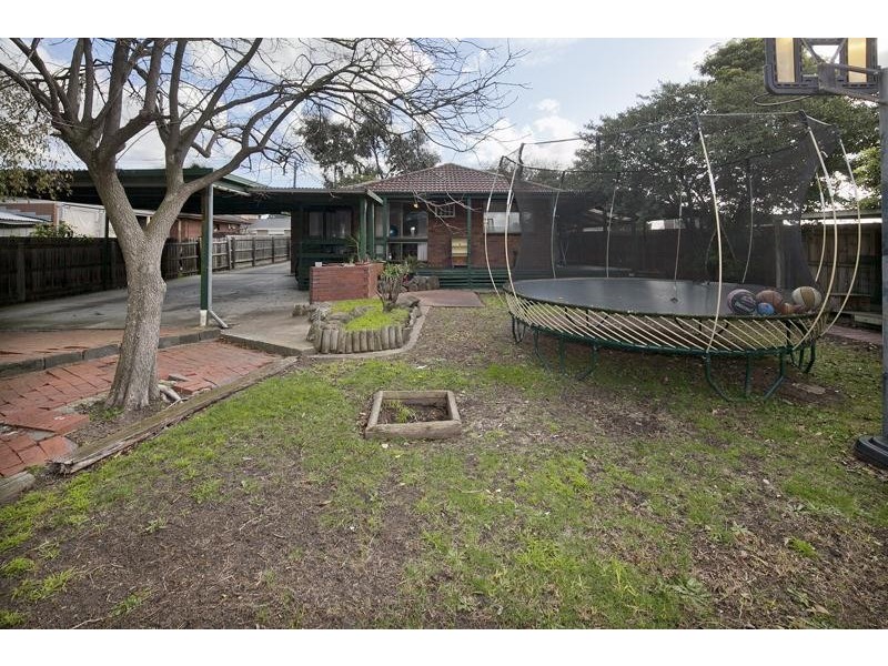 299 Gladstone  Road, Dandenong North VIC 3175