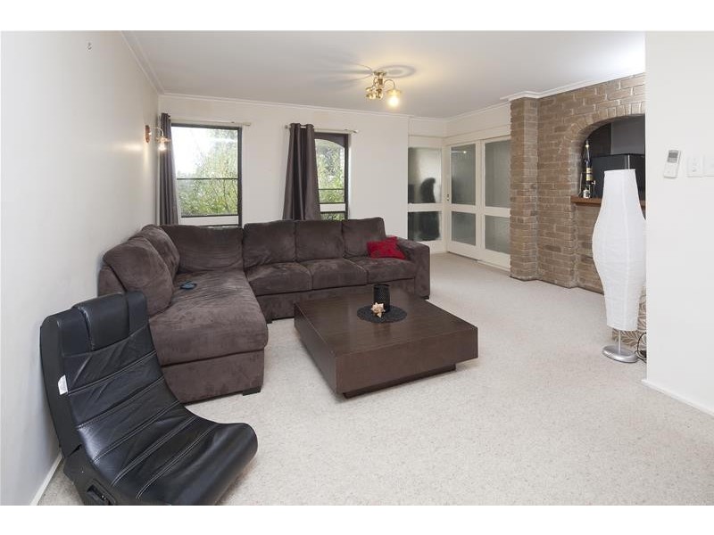 16 Suffolk Road, Dandenong North VIC 3175