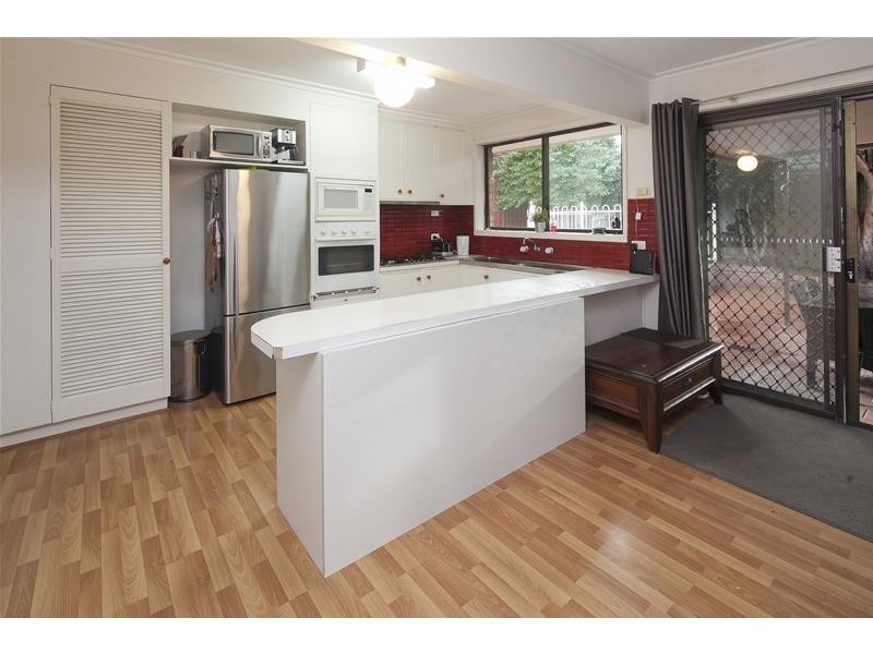 16 Suffolk Road, Dandenong North VIC 3175