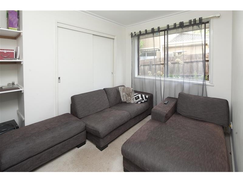 16 Suffolk Road, Dandenong North VIC 3175