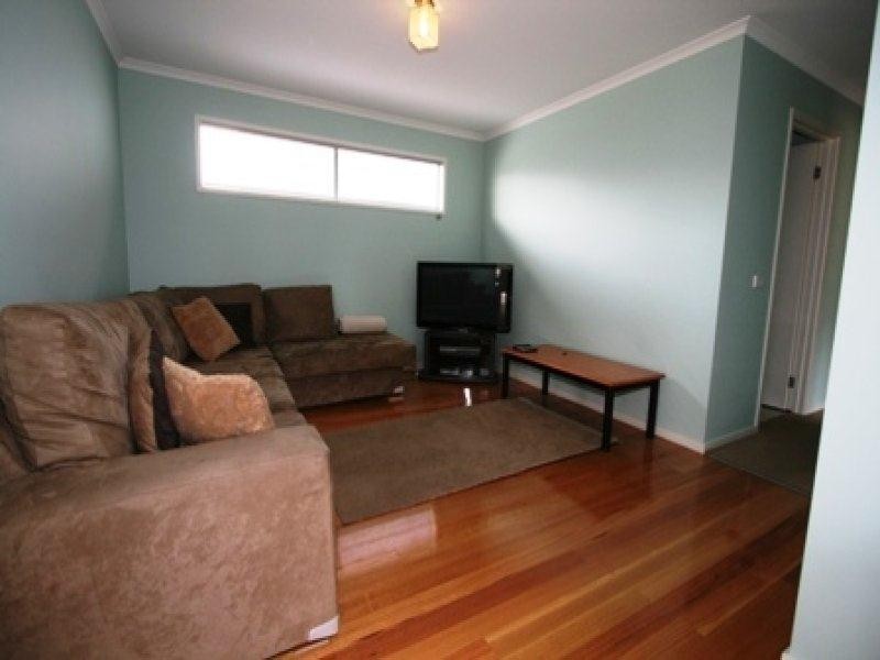 32 Ti Tree Drive, Cowes VIC 3922