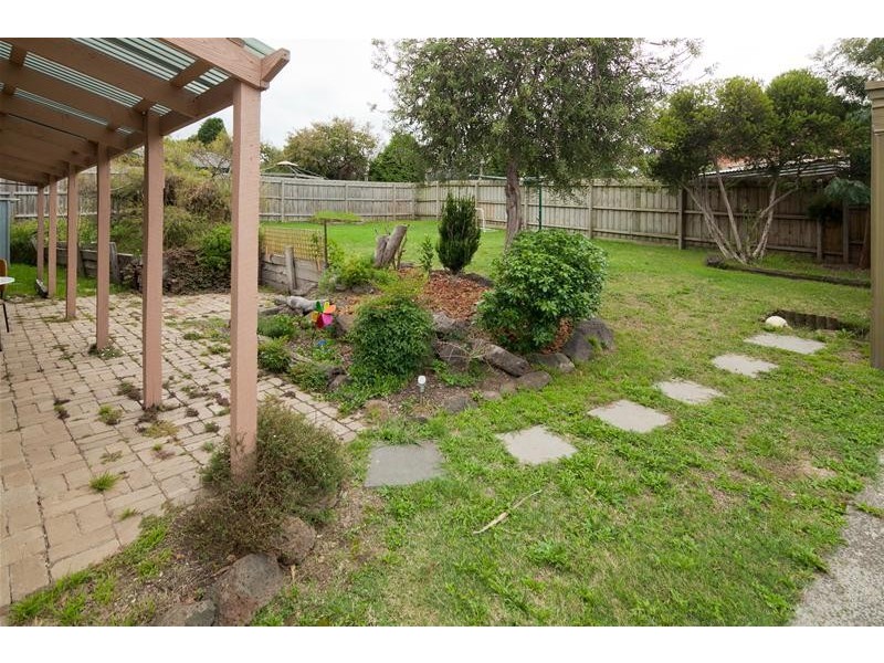 11 Cloverdale Court, Mulgrave VIC 3170