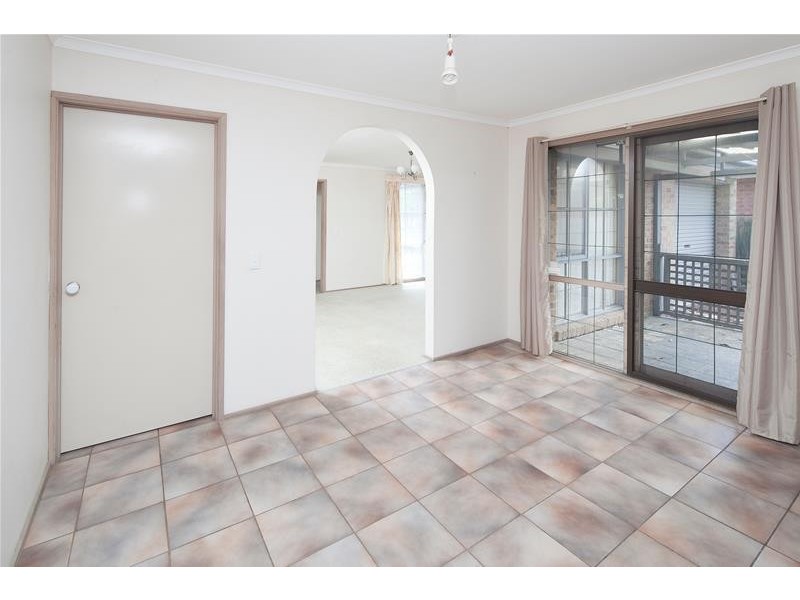 40 Glenburn Drive, Hallam VIC 3803