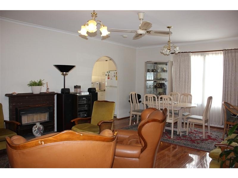 16 Waratah Street, Doveton VIC 3177