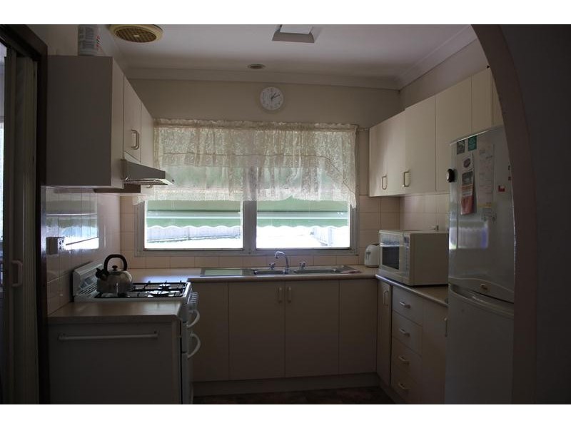 16 Waratah Street, Doveton VIC 3177