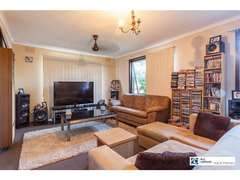 8 Rainsford Drive, Noble Park North VIC 3174