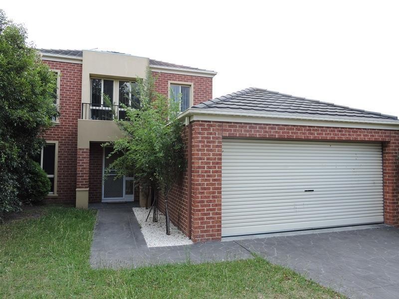 6 Normanton Place, Berwick VIC 3806