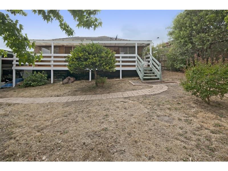 17 Gunns Road, Hallam VIC 3803