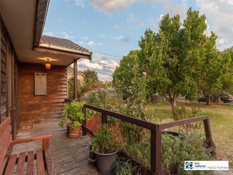 22 Riverview Crescent, Eumemmerring VIC 3177