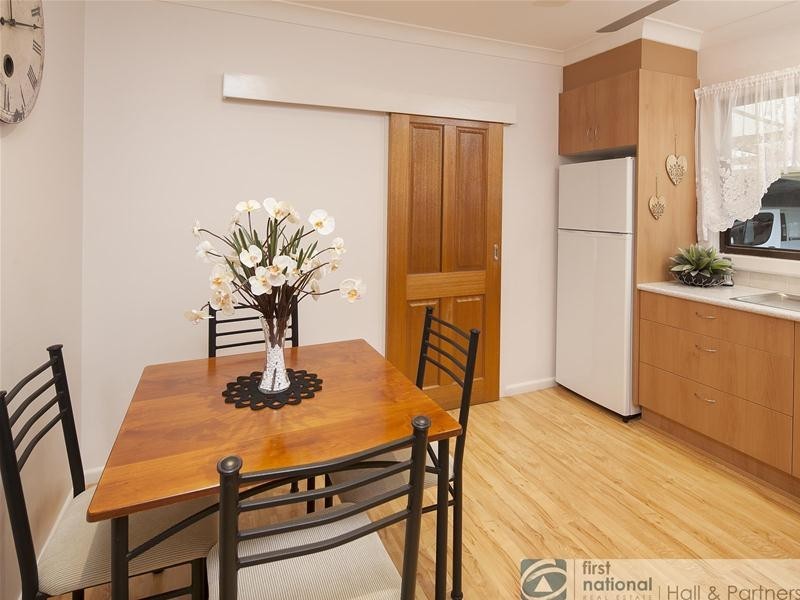 11 Magnolia Grove, Doveton VIC 3177