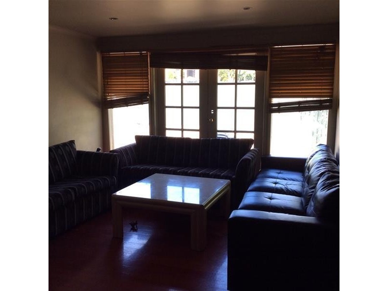 4 Calrossie Close, Endeavour Hills VIC 3802