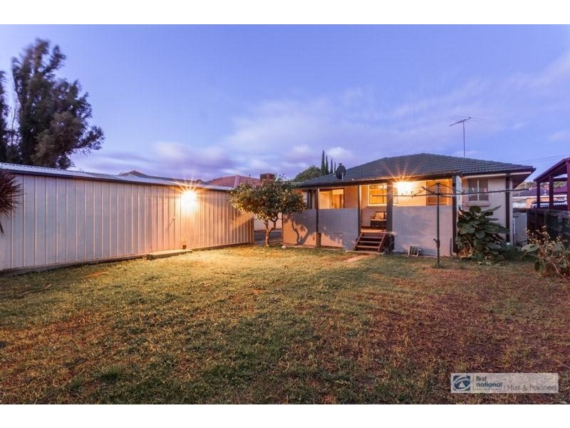 38 Kernot Crescent, Noble Park North VIC 3174