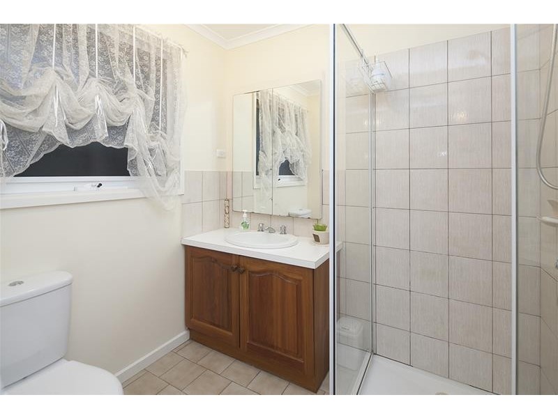 14 Hanna Drive, Endeavour Hills VIC 3802