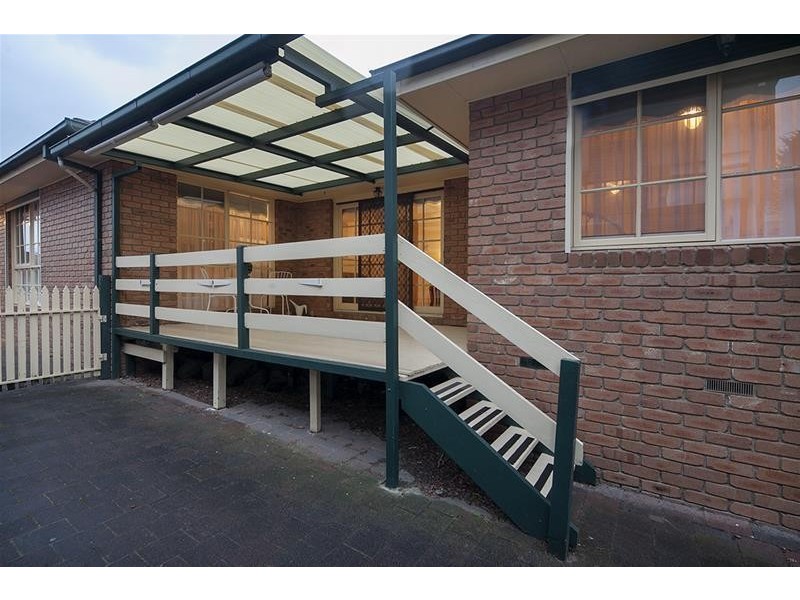 14 Hanna Drive, Endeavour Hills VIC 3802