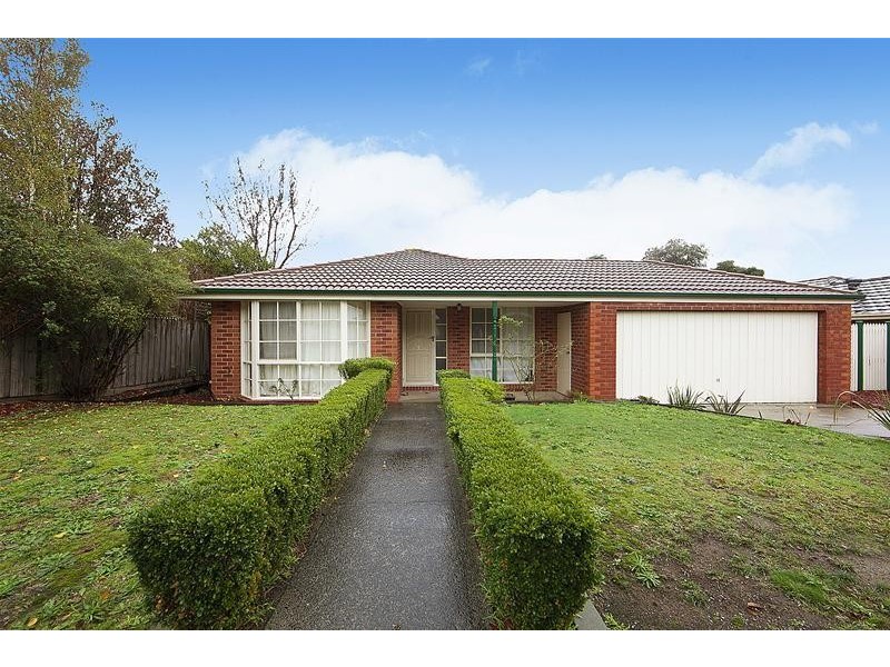 58 St Boswells Avenue, Berwick VIC 3806