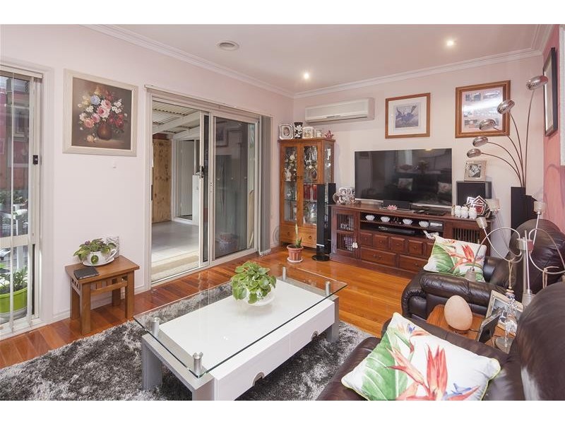 2/1 Day Street, Dandenong VIC 3175