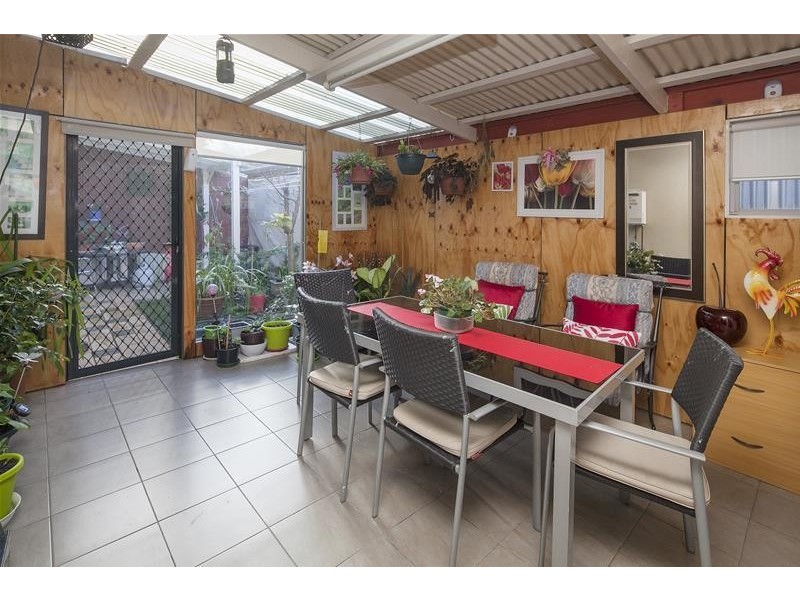 2/1 Day Street, Dandenong VIC 3175