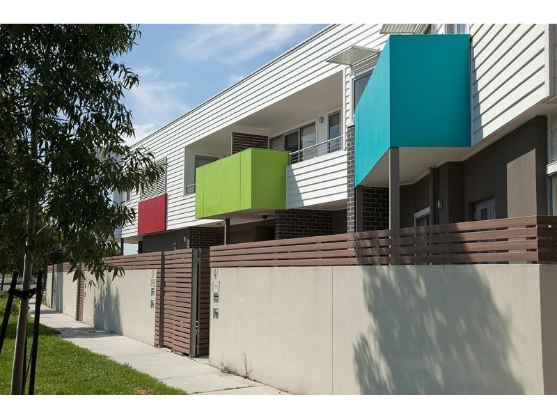 4/19-27 Connell  Lane, Dandenong VIC 3175