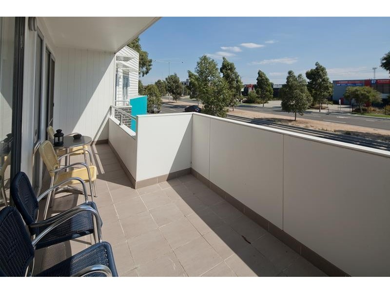 4/19-27 Connell  Lane, Dandenong VIC 3175