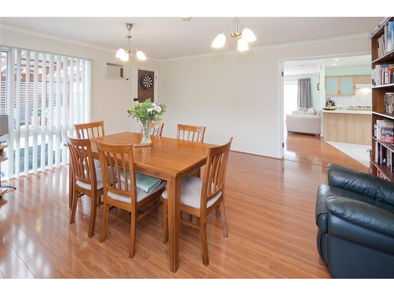 18 Quirk Court, Endeavour Hills VIC 3802